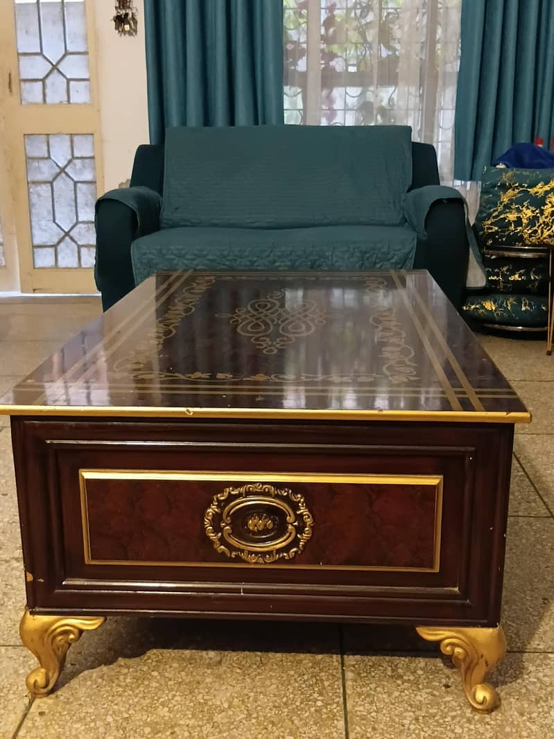 center table 4
