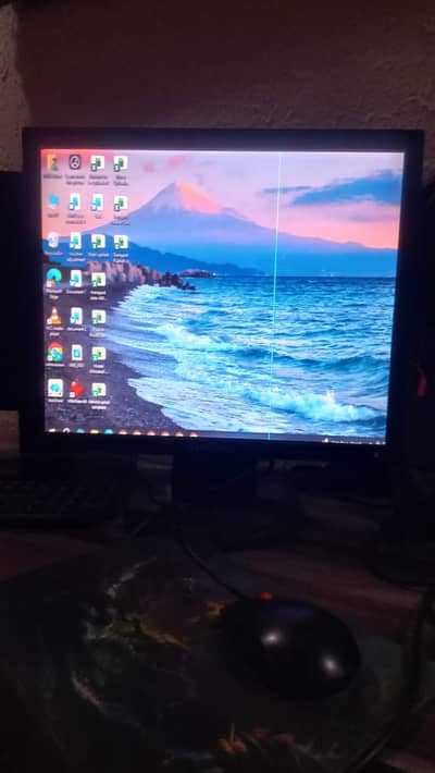 Samsung 17 Inch LCD