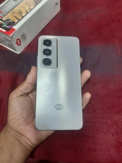 itel City 100  6+6 128