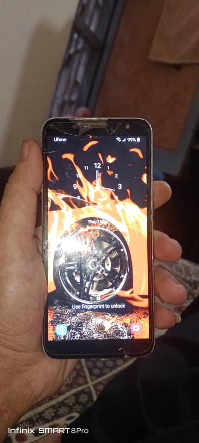 Samsung j6