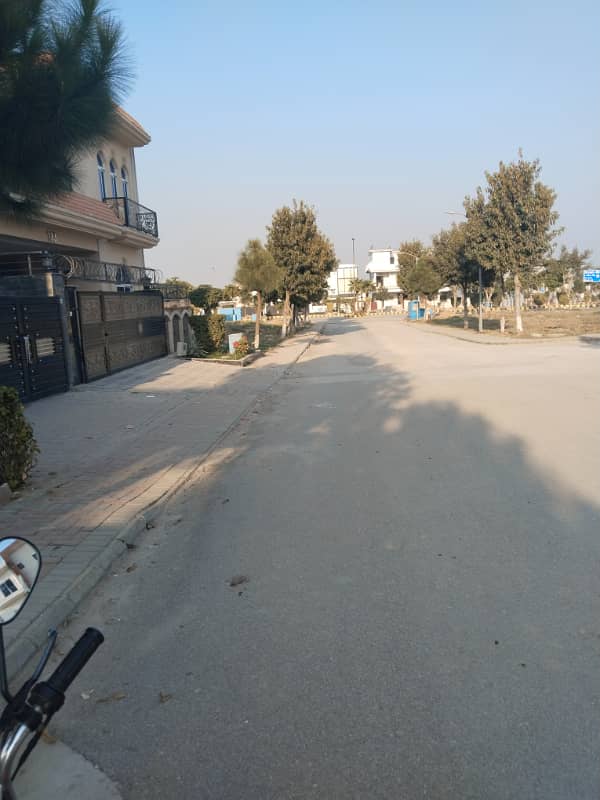 Plot For Sale 0