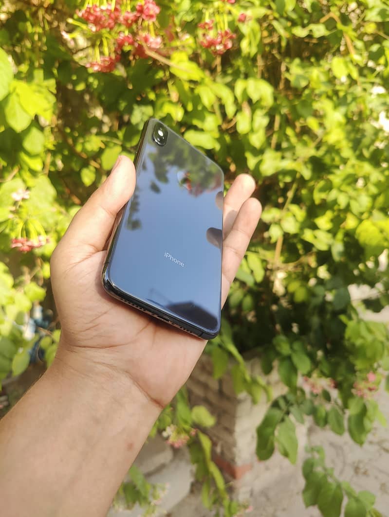 iphone xs max 2