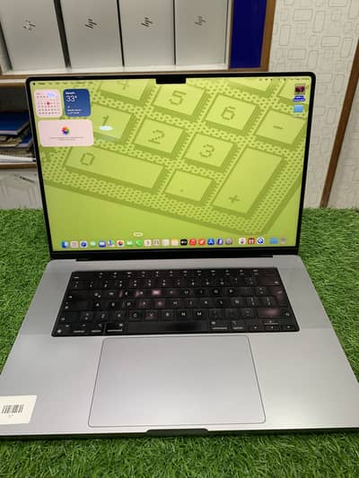 MacBook Pro M1 2021 32GB /512GB Ssd
