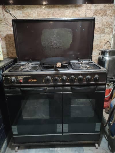 Cooking range stove 5 stove in working condition