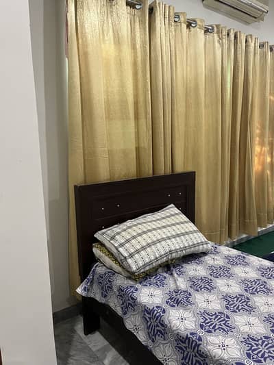 Bed Available for sale| Single Bed|