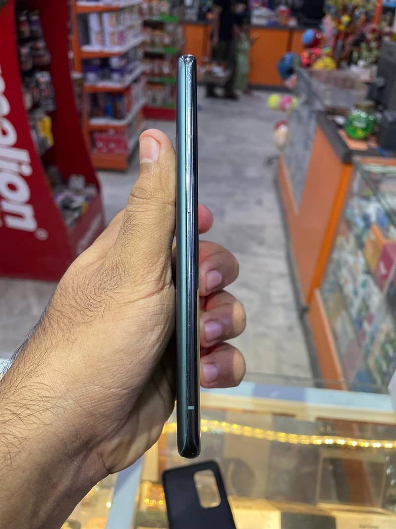 OnePlus 9 pro 3