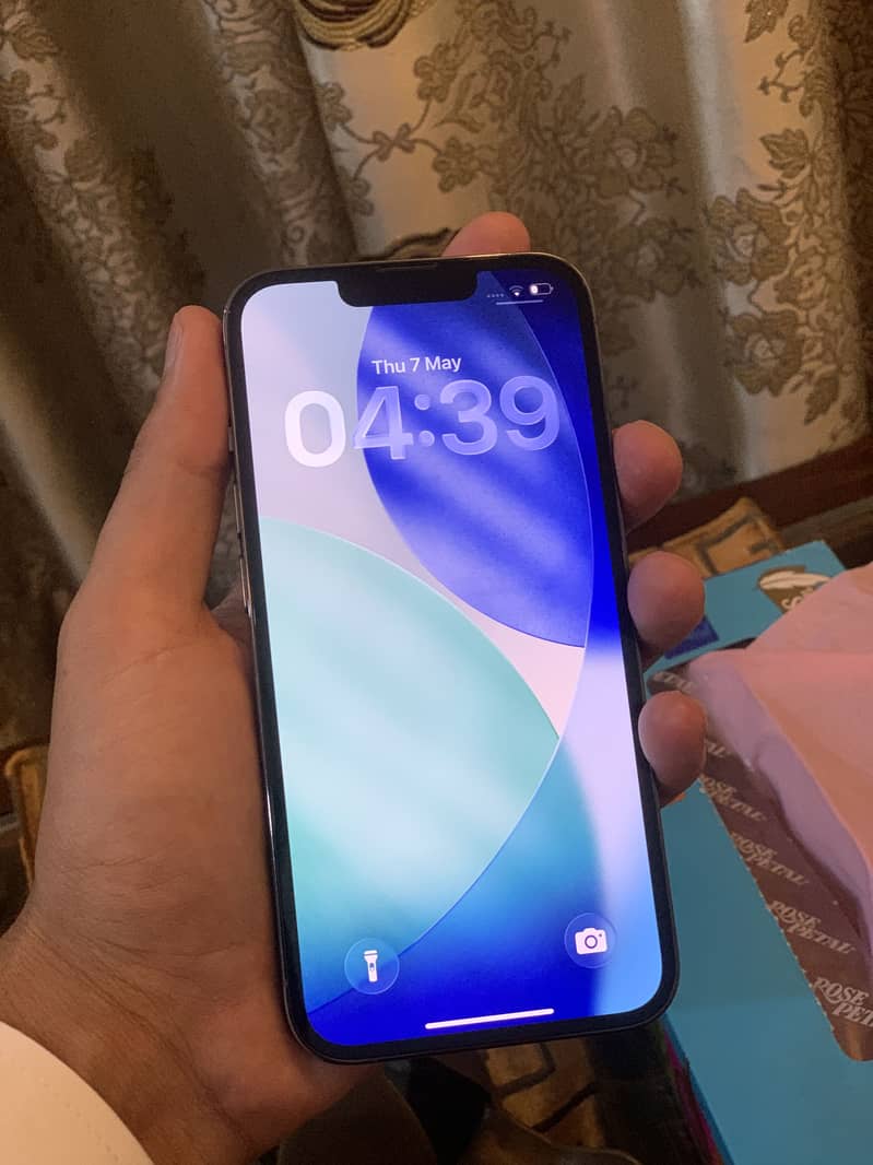 Iphone 13 Pro With SIM Time 3