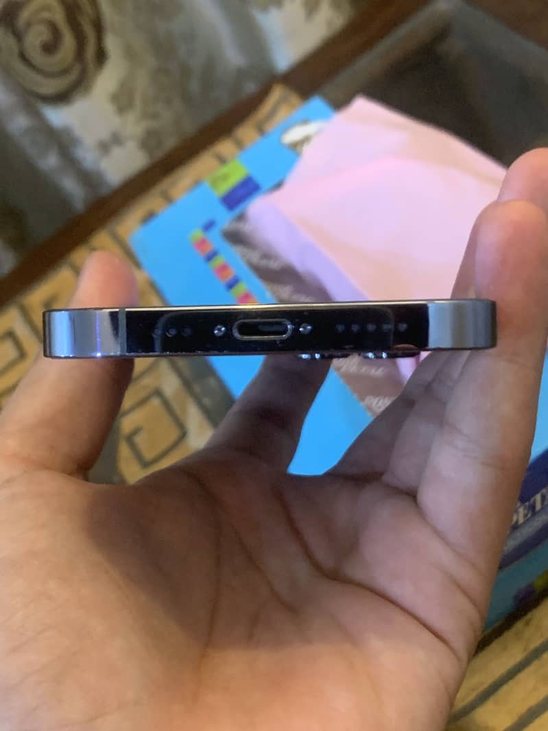 Iphone 13 Pro With SIM Time 4