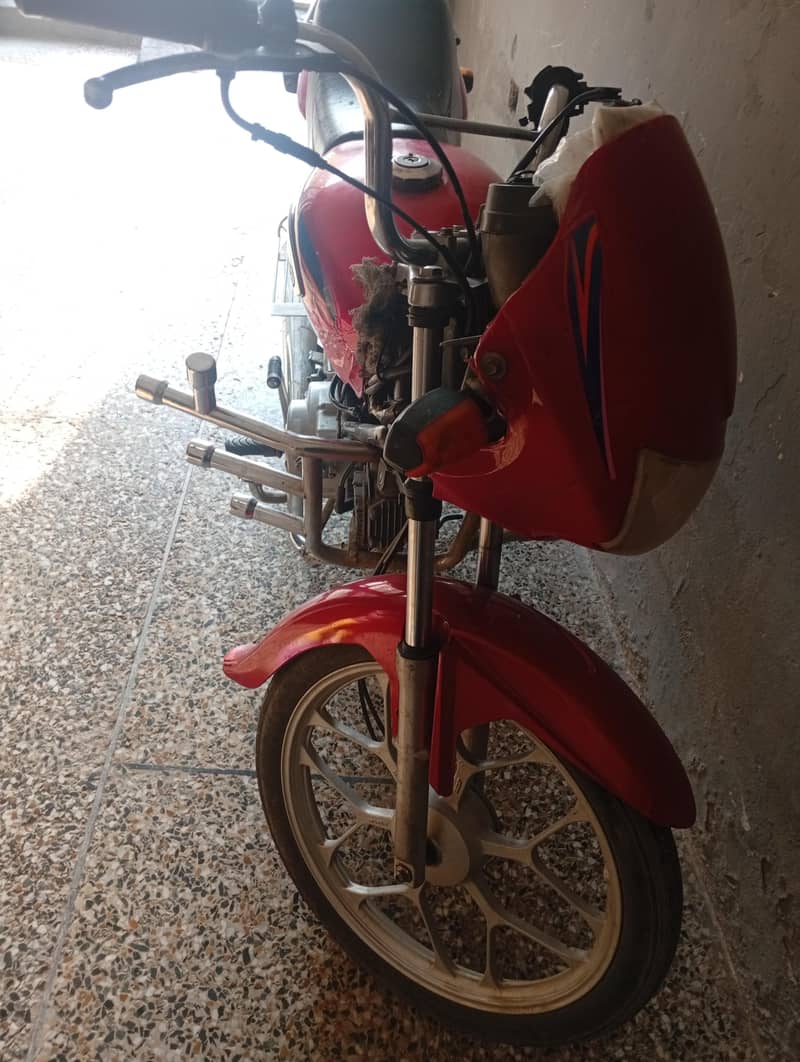 united 100cc 1