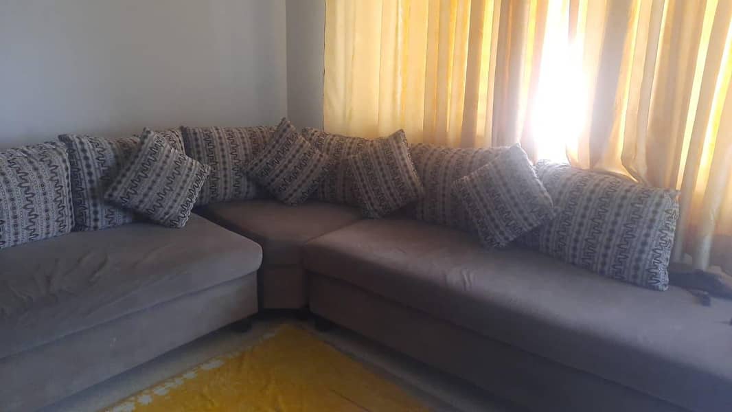corner sofa 0
