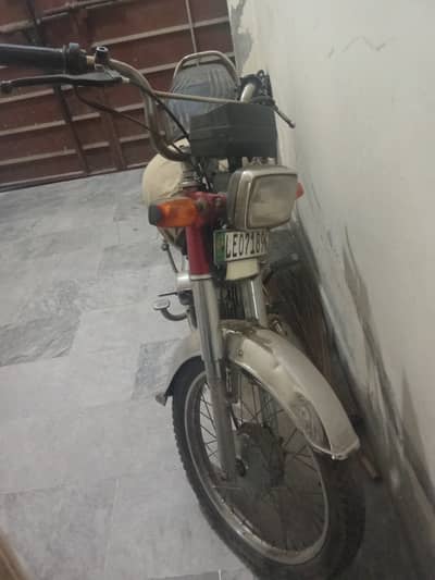 Metro MR 70 2017