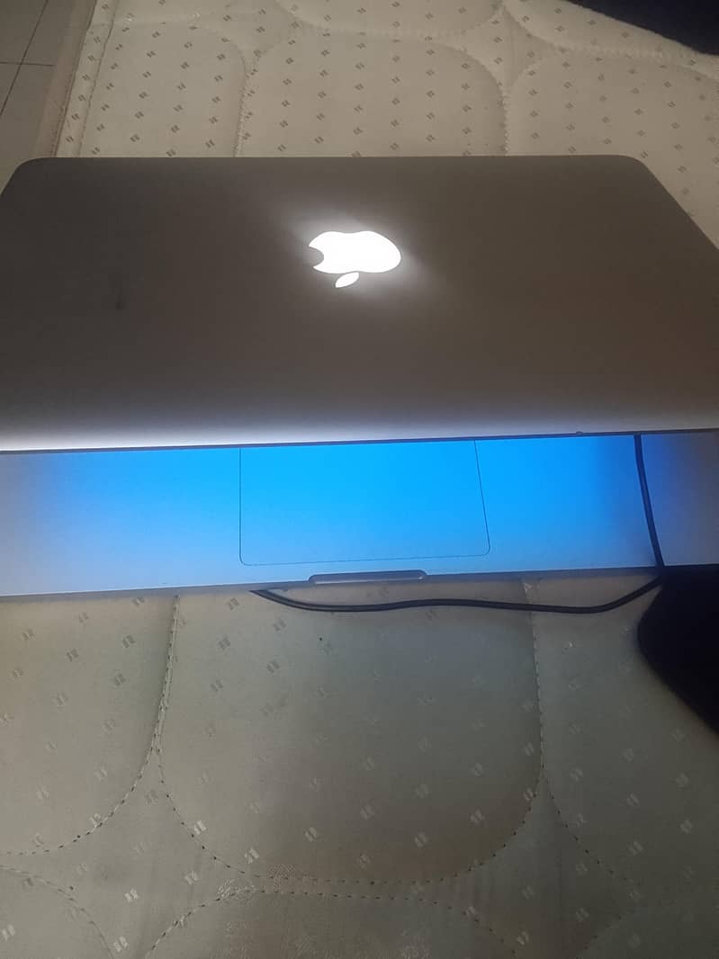 Macbook pro 1