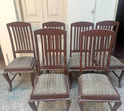 Dinning Table ( 6 Chairs ) Rate Kam ho jy ga