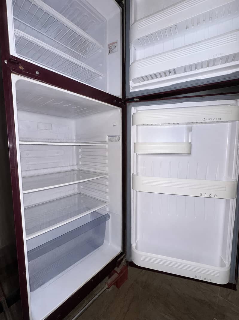 Orient refrigerator condition 10/10 1