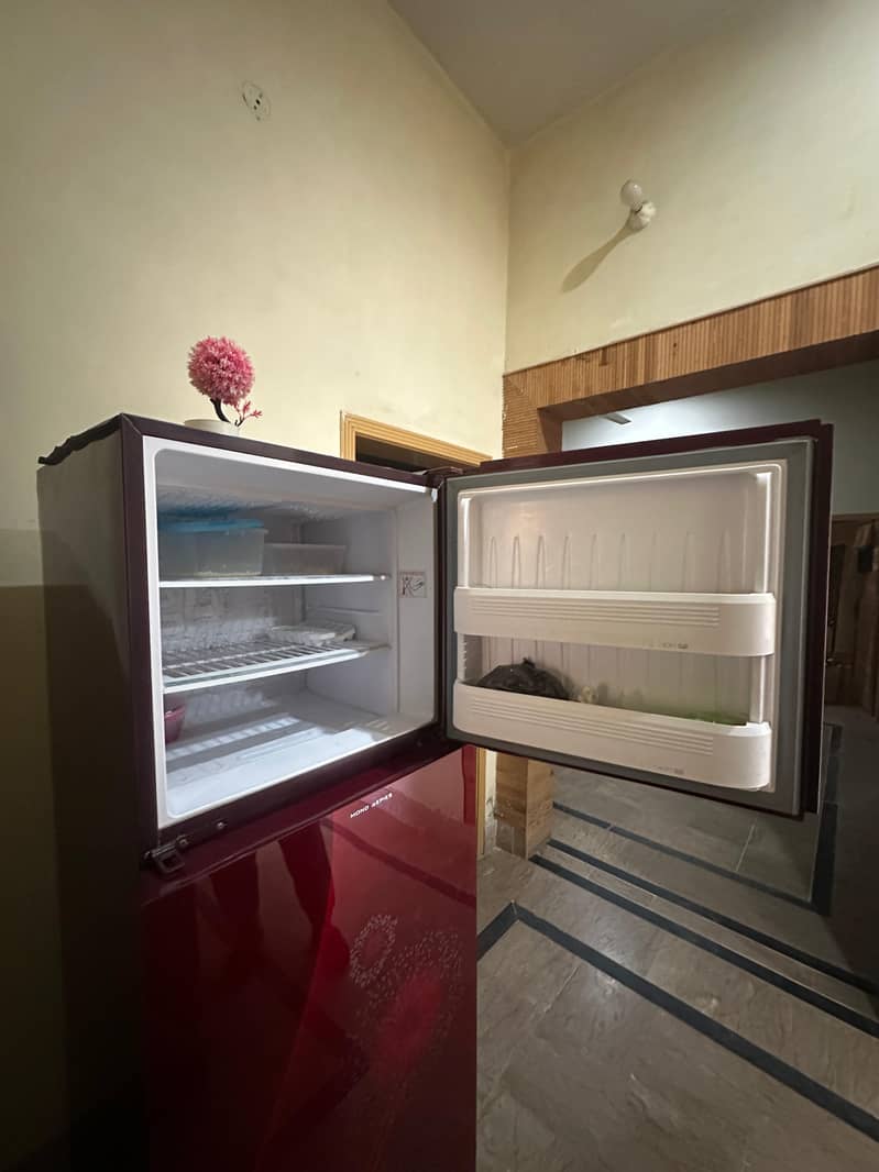 Orient refrigerator condition 10/10 2
