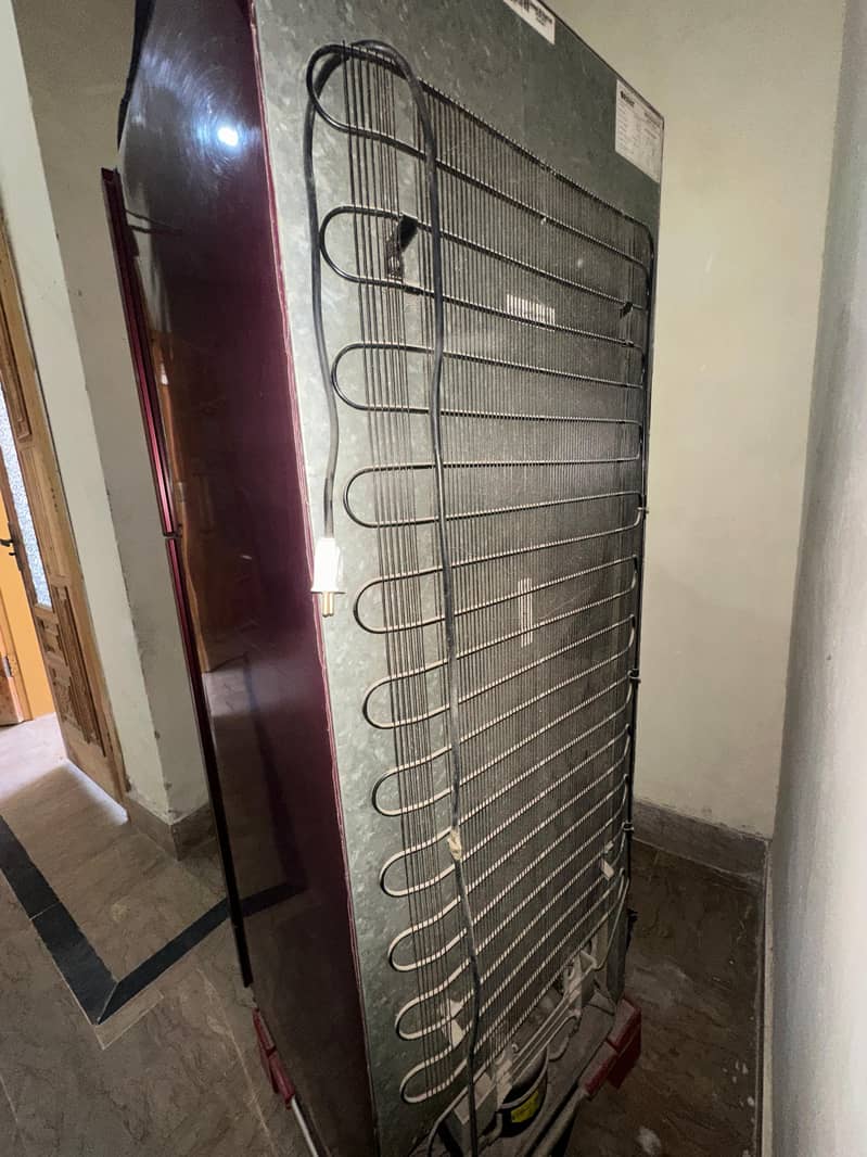 Orient refrigerator condition 10/10 4