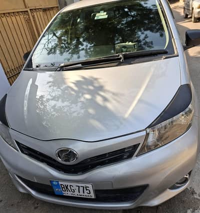 Toyota Vitz 2015 registered