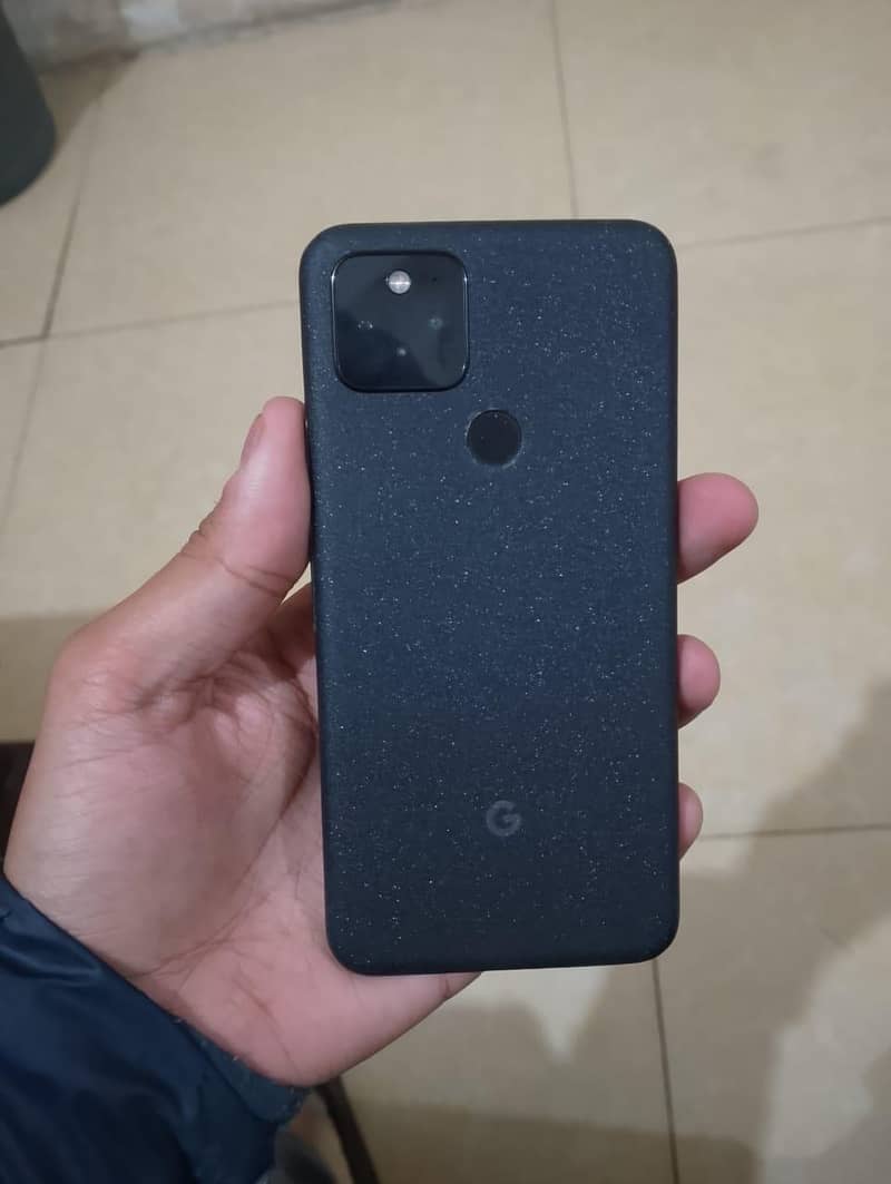 Google pixel 5 good condition 2