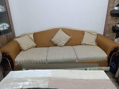 7 seater sofa set with table