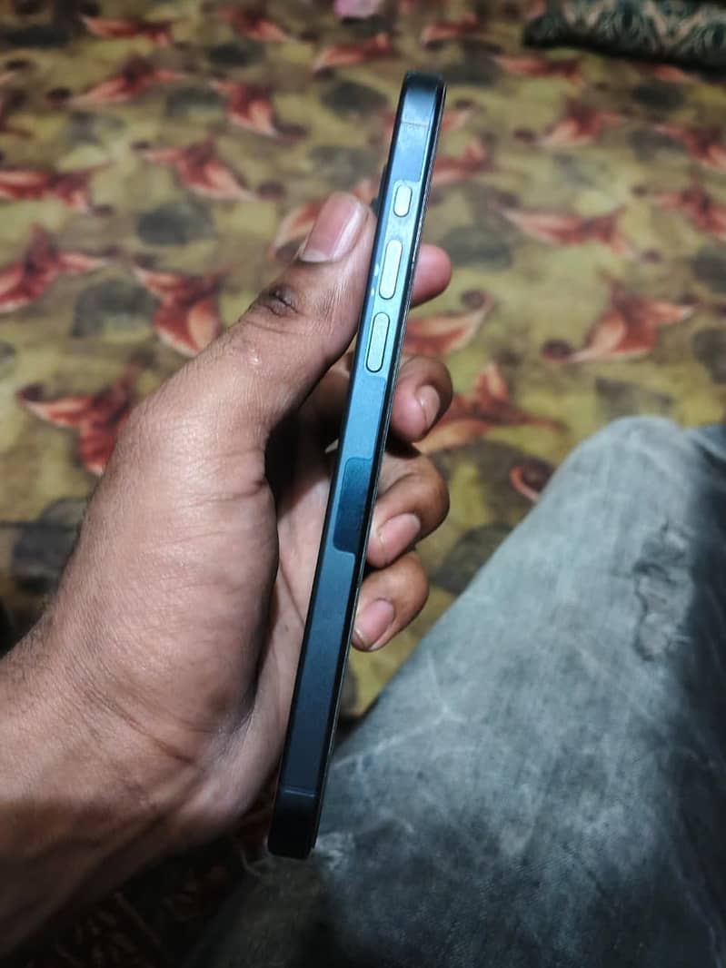 iPhone 15 pro max 1