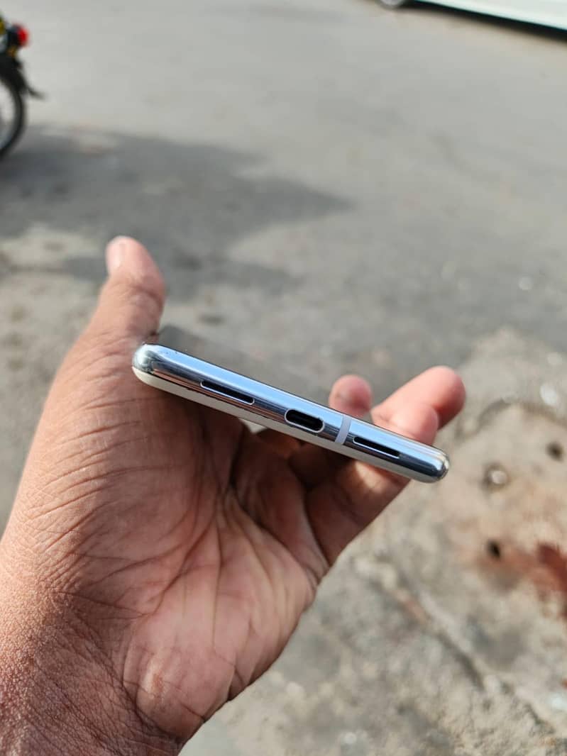 google pixel 6 pro 3
