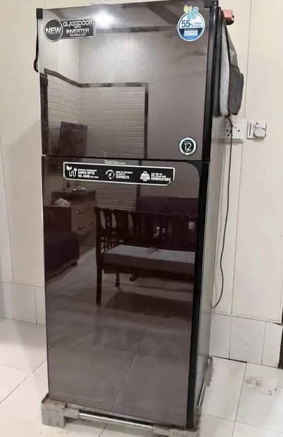 dawlance inverter like new excellent working condition 03008125456