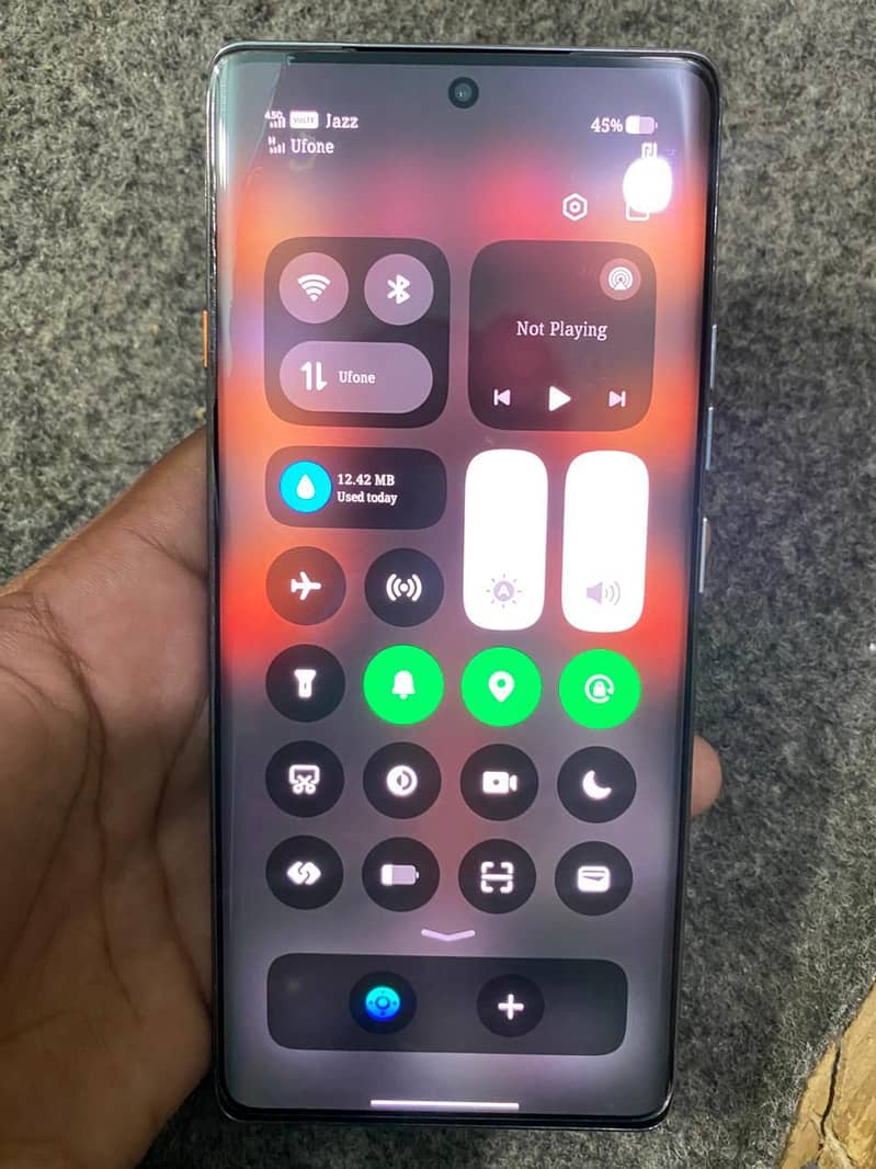 Tecno camon 40 pro 2