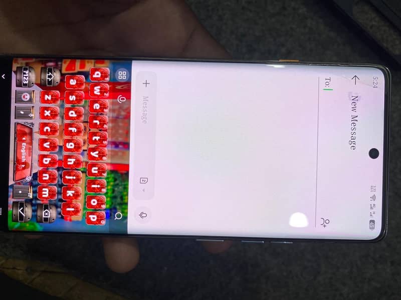 Tecno camon 40 pro 4