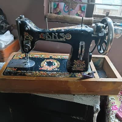 Salai machine Good condition motor wli machine hai
