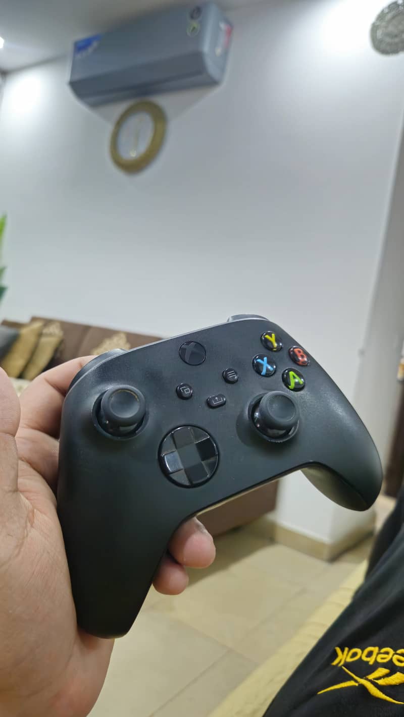 Xbox series x controller 0
