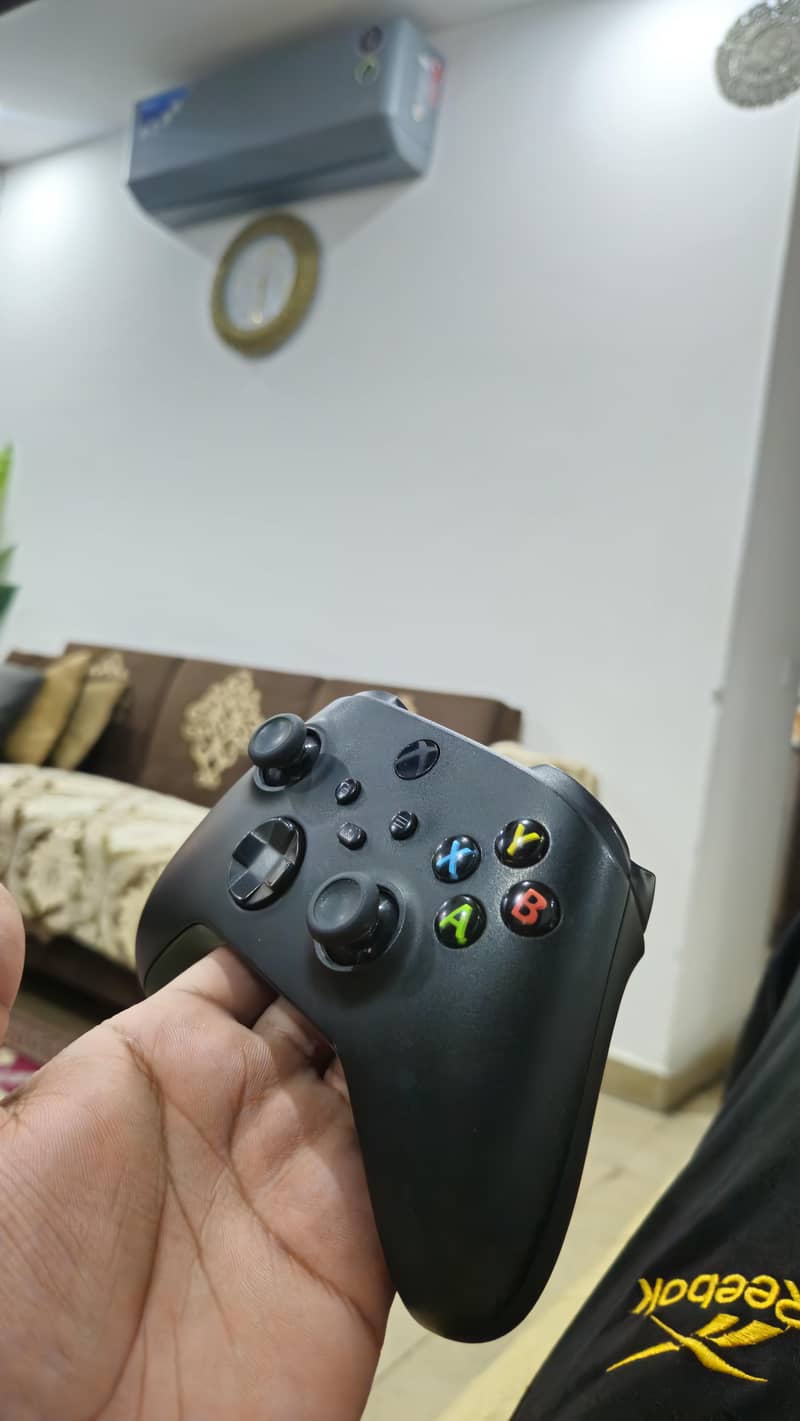 Xbox series x controller 1