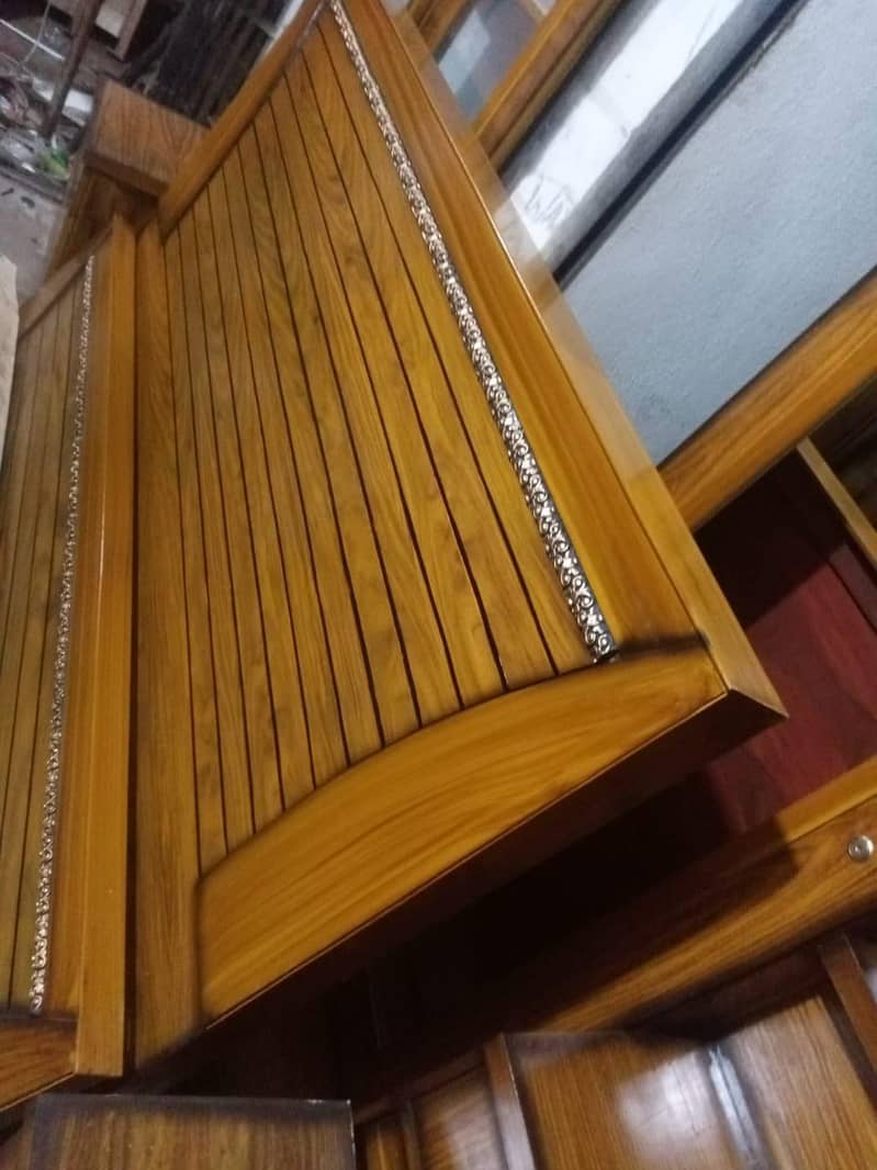 Beds  5