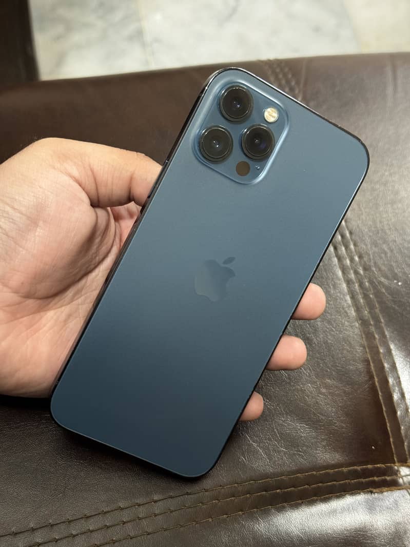 iPhone 12 pro max 2