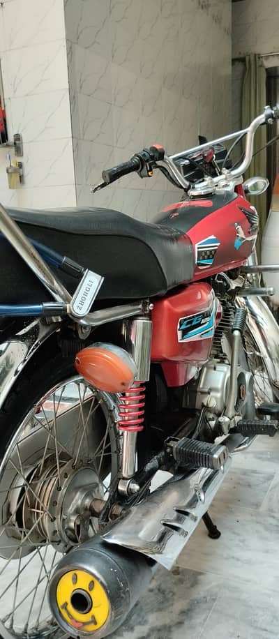 Honda 125 2016 model very good condition