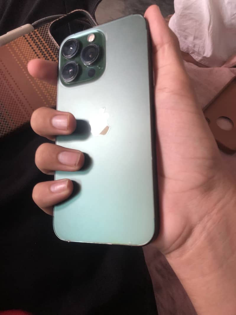 iPhone 13 Pro 2