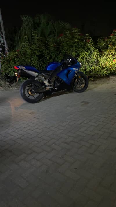 Kawasaki Ninja ZX-10R 2006