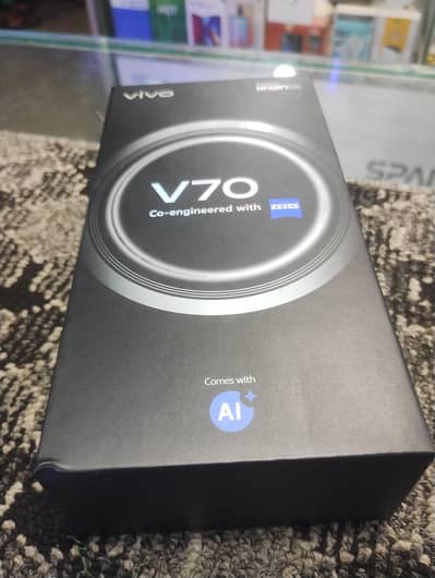 vivo V70
