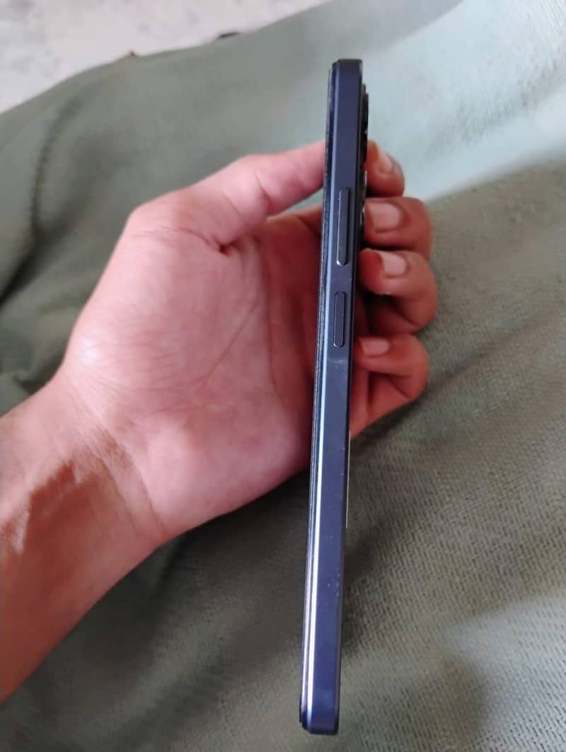 Realme Note 70 4