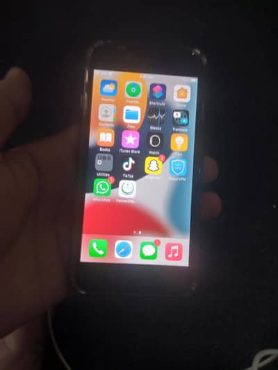 iPhone 7 For Sale (32GB)