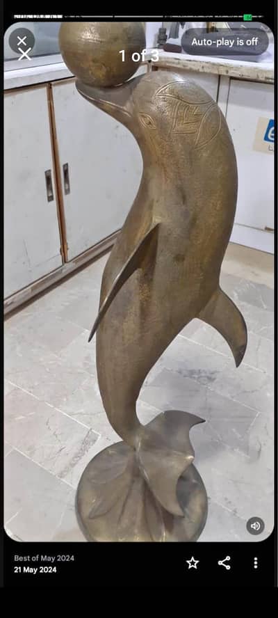 assalamu alaikum janab koi Furniture sell k hai to batao