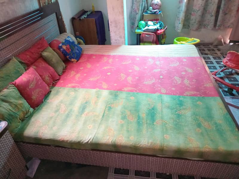 Full size bed 1