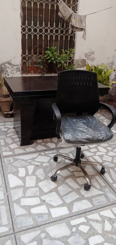 Office Table & Chair