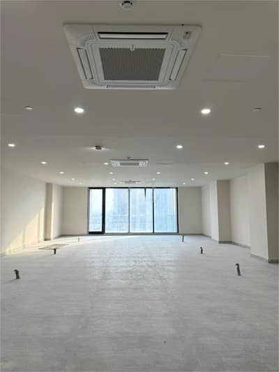 Ready To Move Office Space Available for Rent in Mall of Islamabad Total:1876-SQF Location: Mall of Islamabad