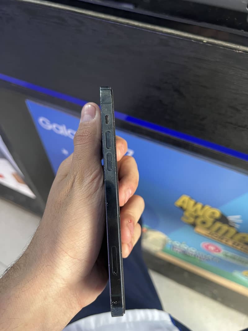Iphone 12 pro 2