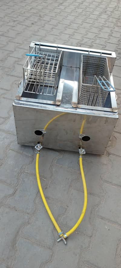 AIR FRYER URGENT FOR SALE