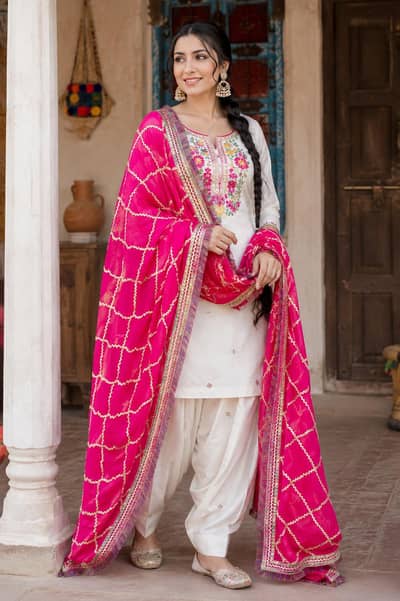 Hand made beautiful shocking pink duppta
