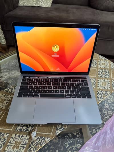 Macbook pro for sale 10/10 Condition