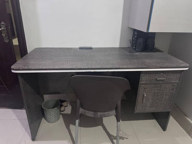 Study / Computer Table with Chair 0