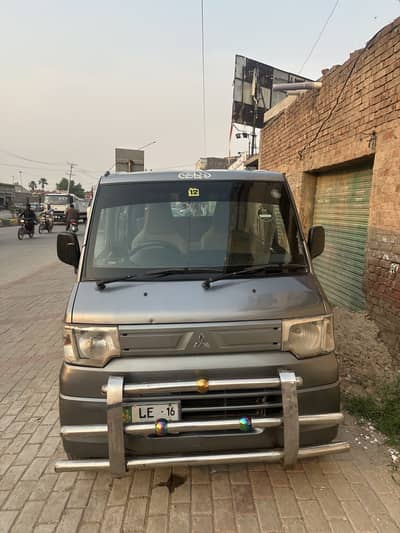 Mitsubishi minicab nissan clipper