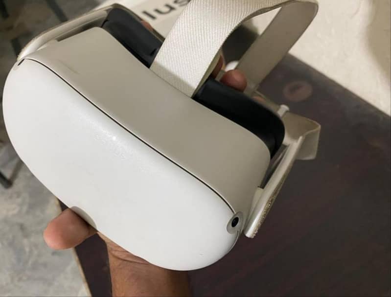 Meta Oculus Quest 2 3